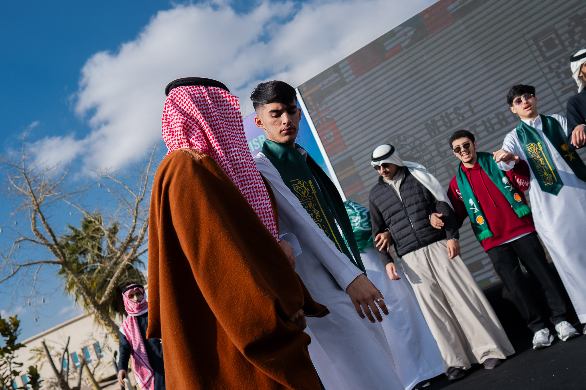 جامعة مصر للعلوم والتكنولوجيا -1