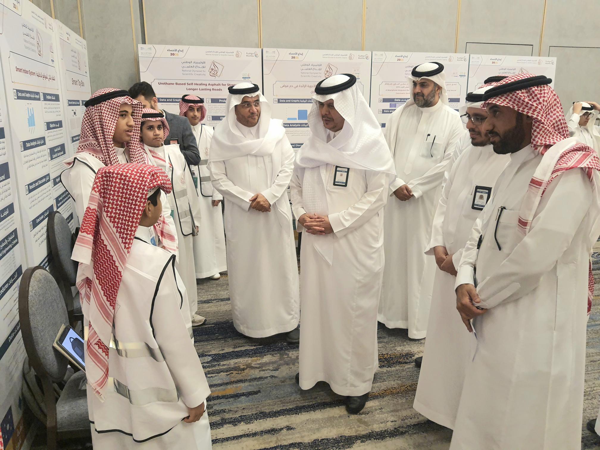 طلبة الأحساء يقدمون 125 بحث علمي محكّم في معرض " إبداع 2026 "