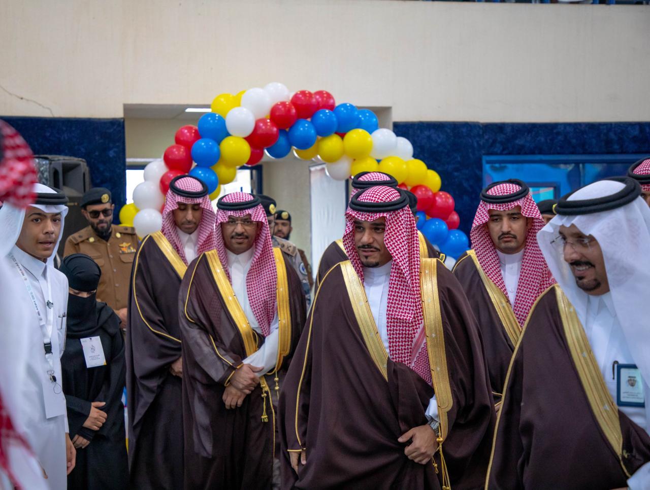 الأمير تركي بن هذلول يُدشِّن معرض "إبداع نجران 2026"