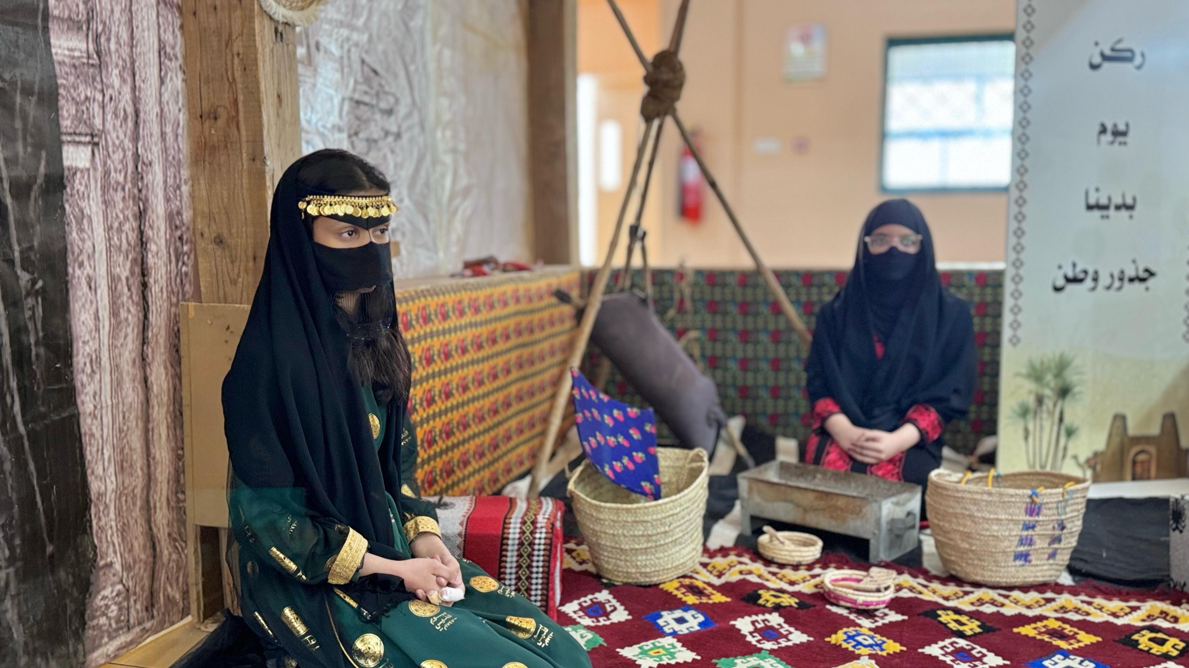 بالعقال المقصب والثوب المطرز .. مدارس الطائف تتزين احتفاءً بيوم التأسيس 2026