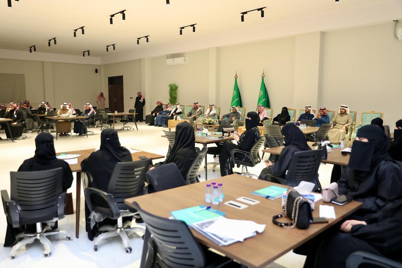 إدارة "تعليم الجوف" تنظم لقاءاً عن التوسع في الاستثمار بالتعليم