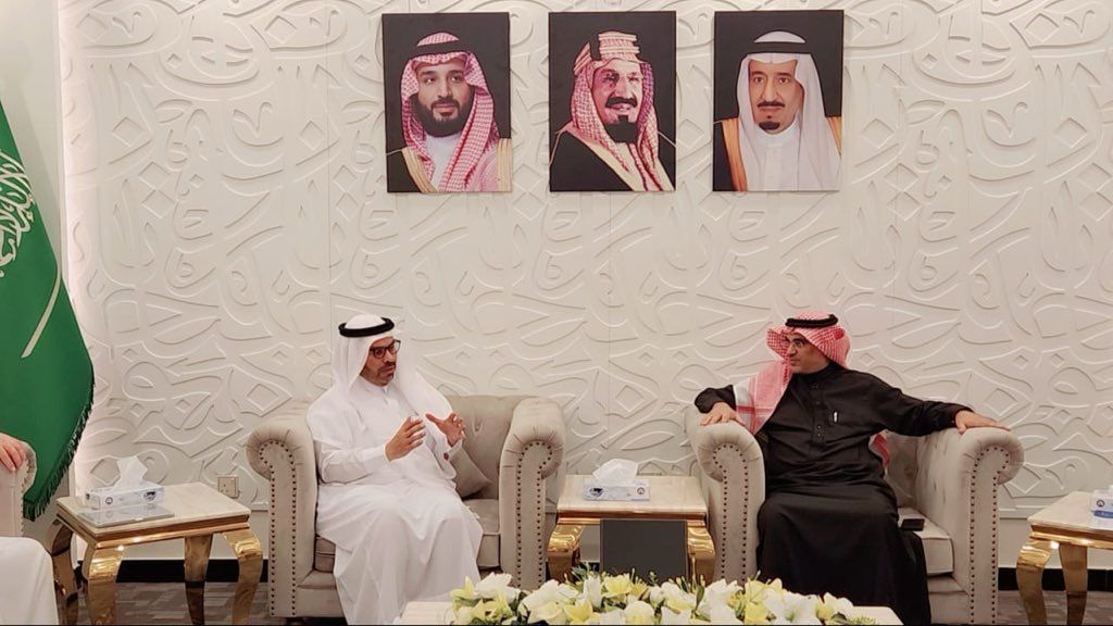 ​  مدير تعليم الطائف يستقبل المشرف العام على الشؤون الثقافية بوزارة الحرس الوطني لبحث التعاون   في المشاريع التعليمية الجديدة بإسكان وزارة الحرس الوطني بالطائف