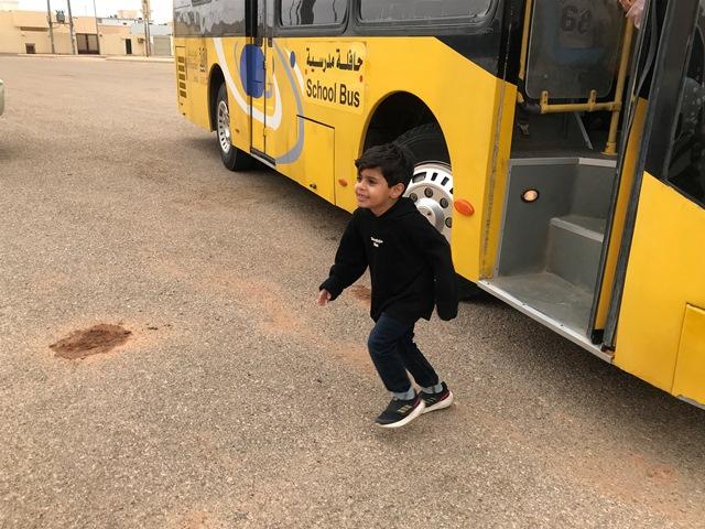 أطفال الروضة الأولى بأشيقر في رحلة للحديقة 