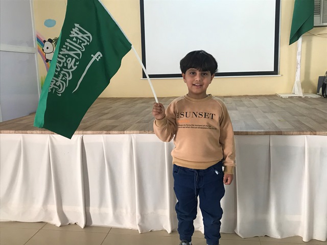 الروضة الأولى بأشيقر تحتفي بيوم العلم 2024