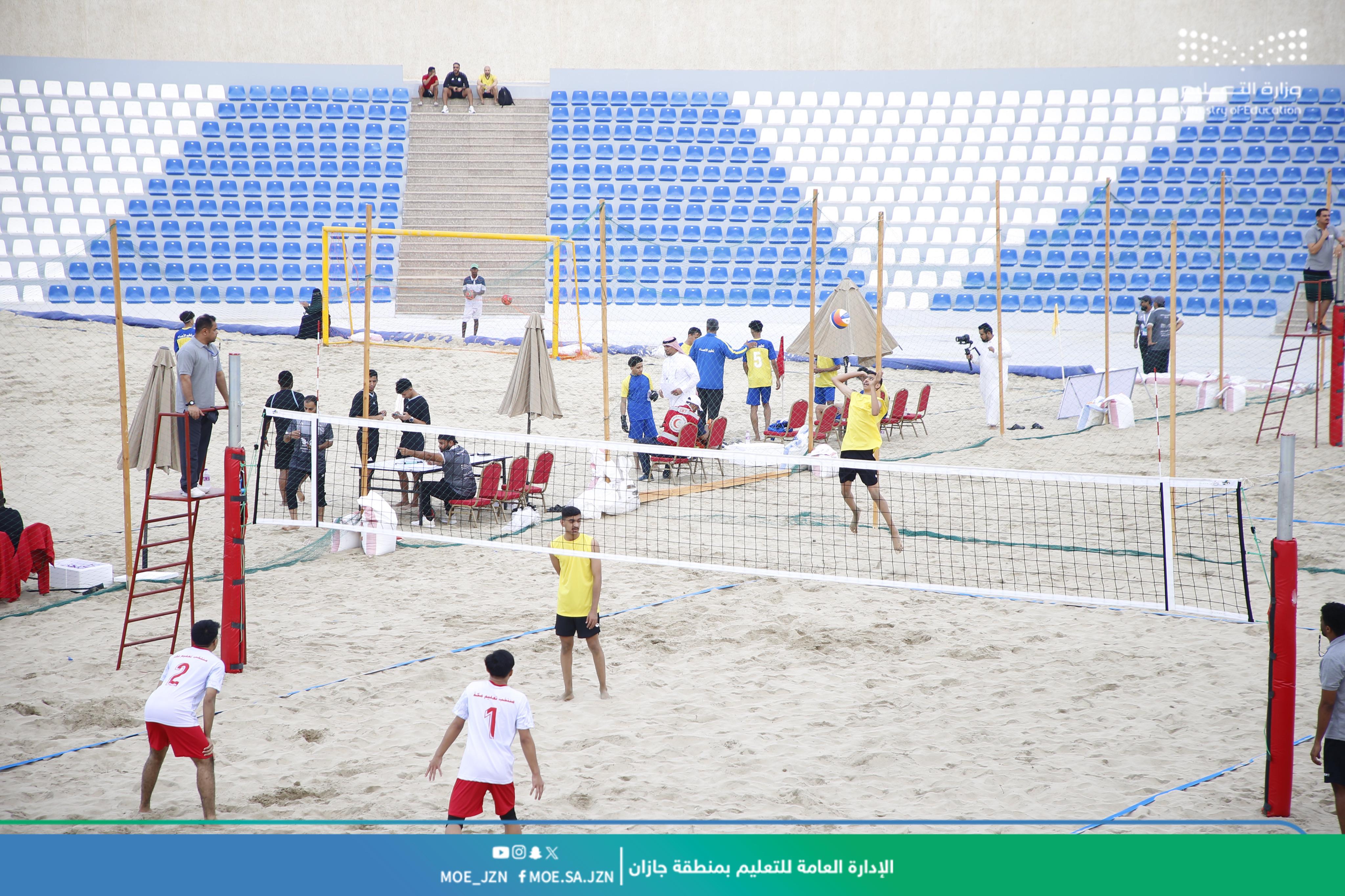 انطلاق بطولة التعليم للرياضات الشاطئية لكرتي القدم والطائرة على مستوى المملكة في تعليم جازان
