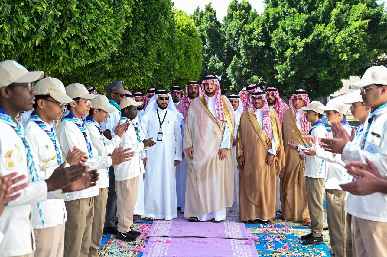 مُحافظ الطائف يدشن فعاليات اليوم العالمي للتوحد بمشاركة واسعة من الطلبة