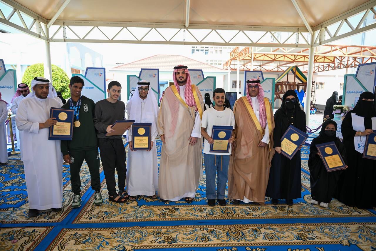 مُحافظ الطائف يدشن فعاليات اليوم العالمي للتوحد بمشاركة واسعة من الطلبة