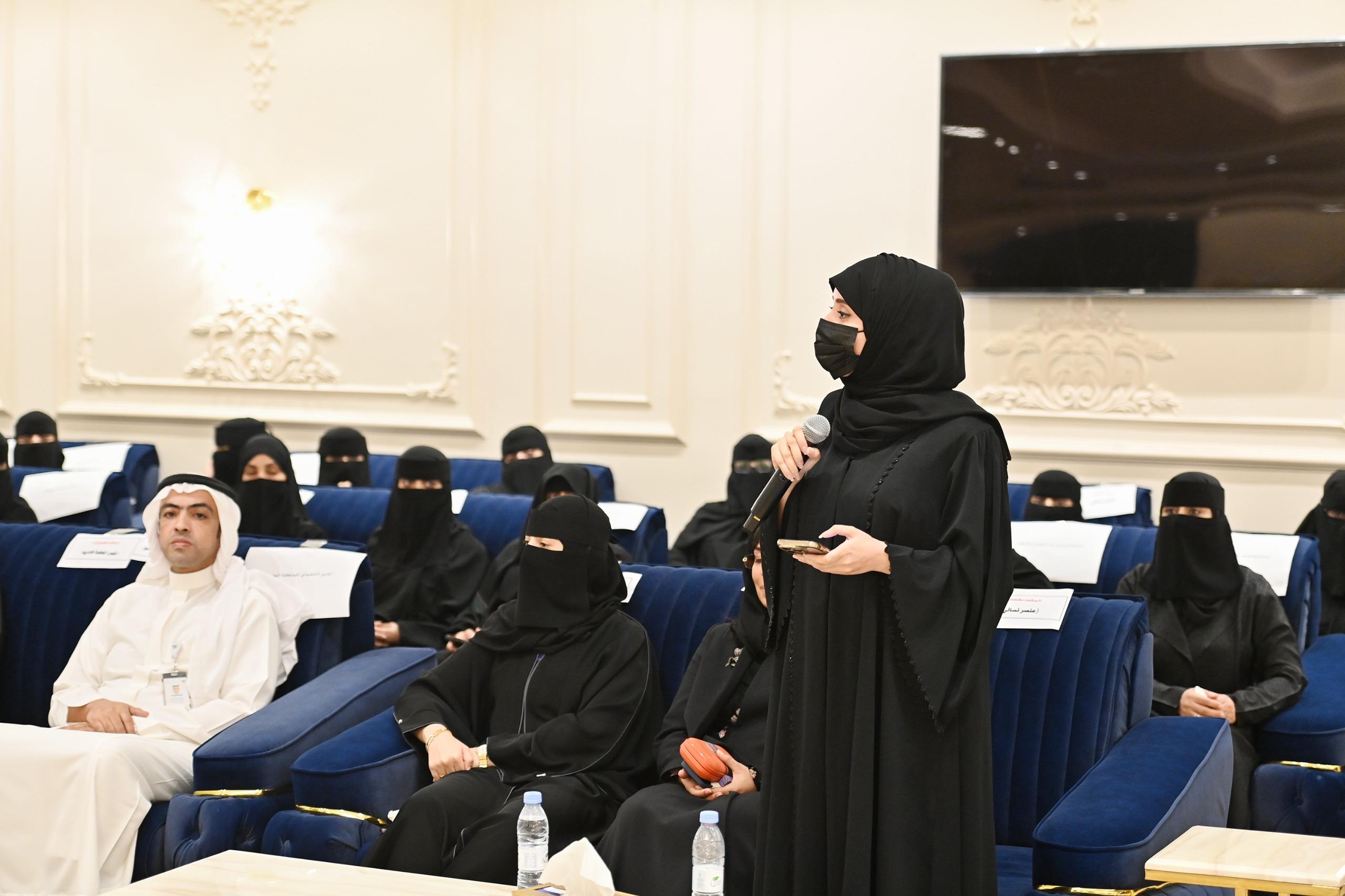 سمو أمير منطقة جازان يخصص الجلسة الأسبوعية لاستعراض المؤشرات الاستراتيجية لتعليم جازان "المنجز والطموح"