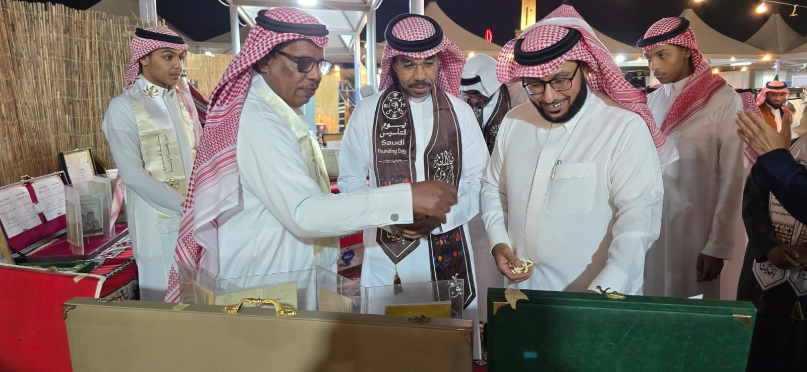 أركان وطنية وفعاليات ومسابقات في احتفال تعليم الأحساء بيوم التأسيس