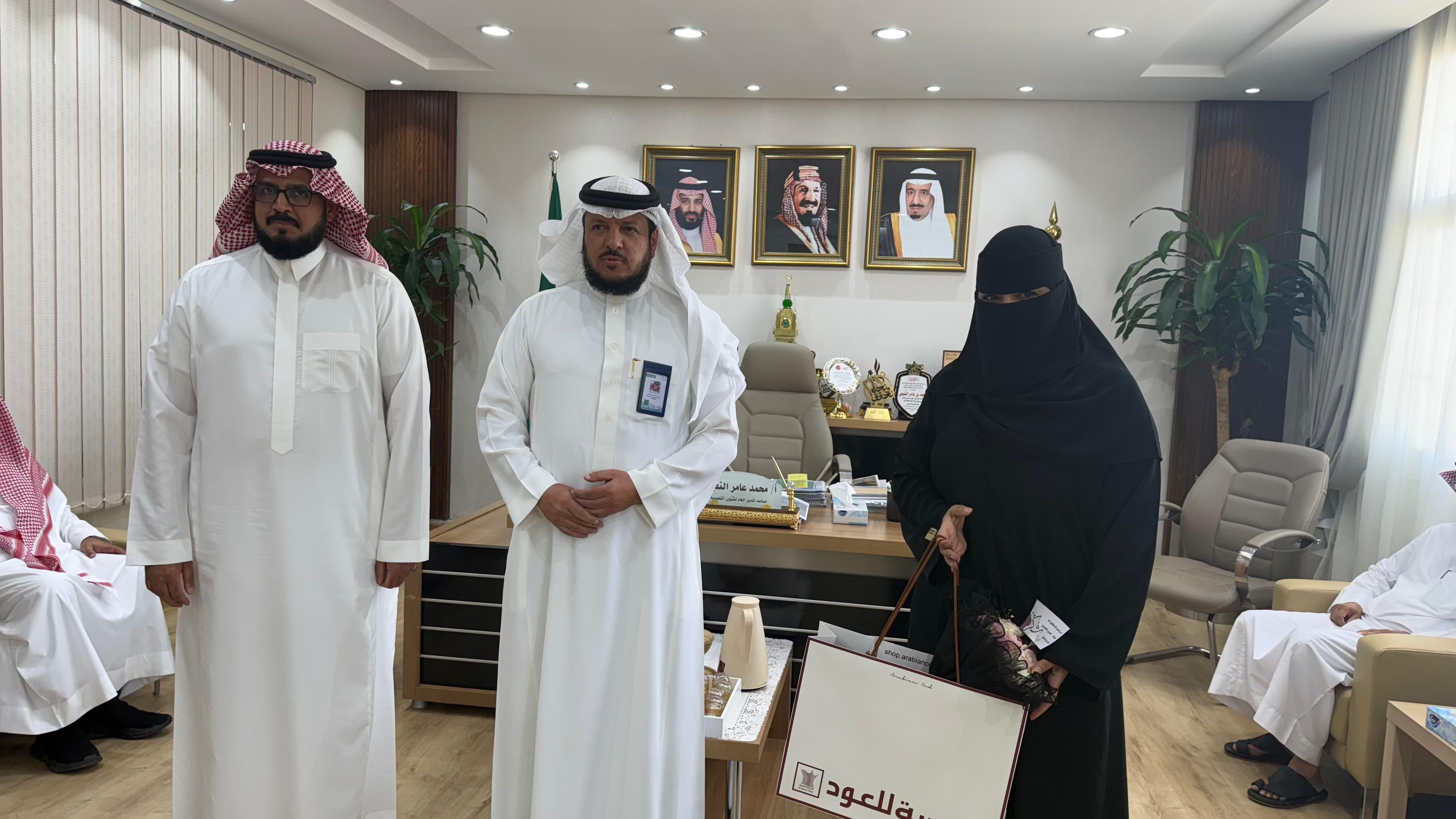 وكيل وزارة التعليم يستعرض ثلاث تجارب مميزة من مدارس تعليم الطائف 