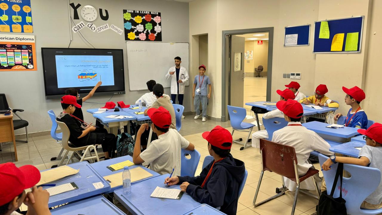 برنامج "موهبة الإثرائي الأكاديمي" يواصل فعالياته في الطائف   بمشاركة أكثر 200 طالب وطالبة 