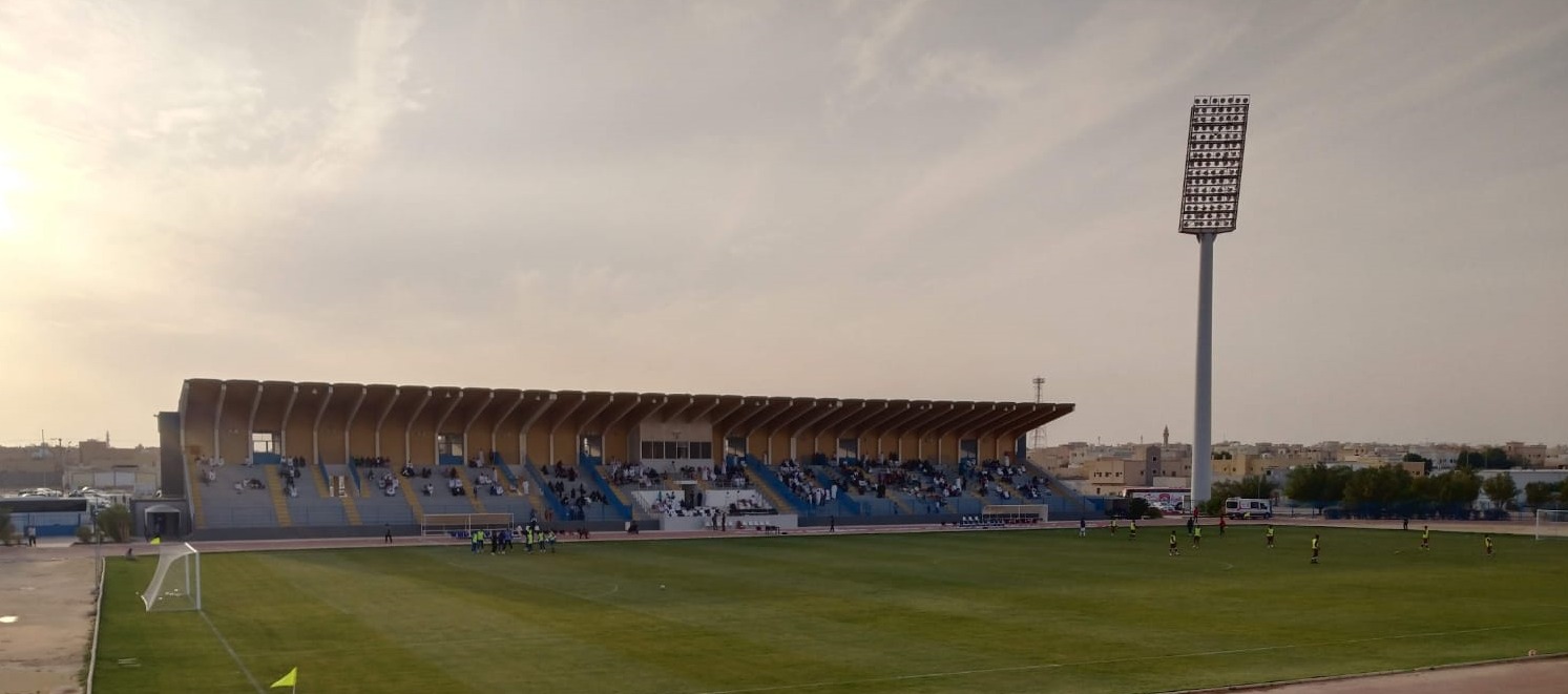 ملعب تعليم عنيزة 